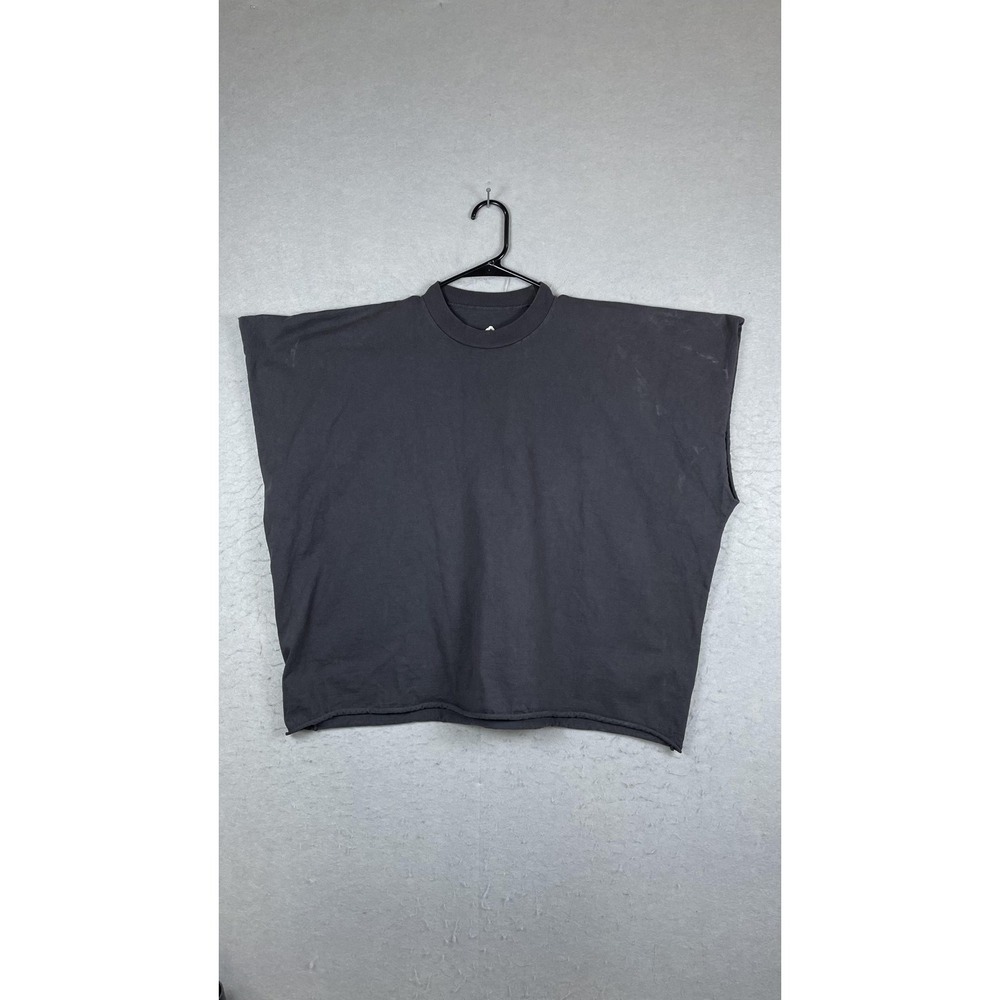 Kanye West Vultures 1 Box Tee Men's Size 1 Black Distressed‎